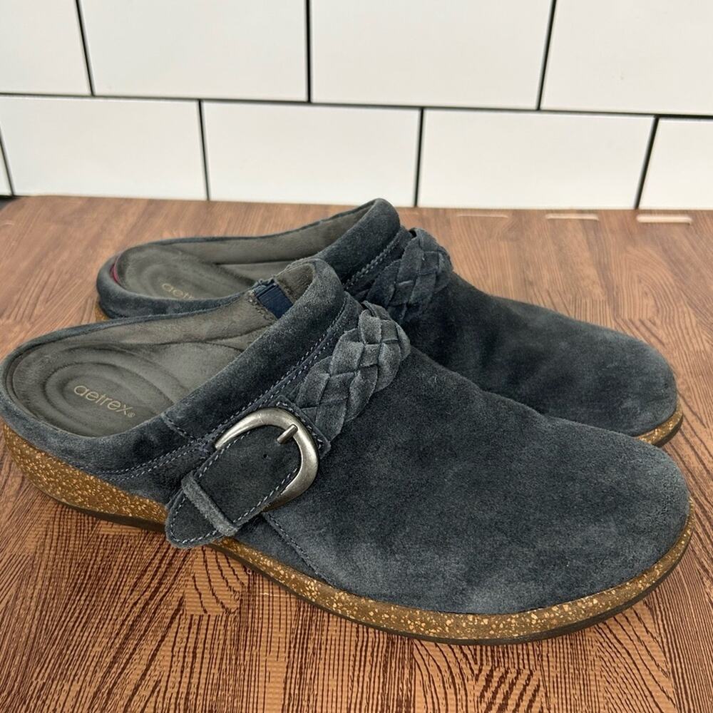 Aetrex Libby Gray Suede Clogs Size 9.5 Orthotic Arch Support Braided Strap
